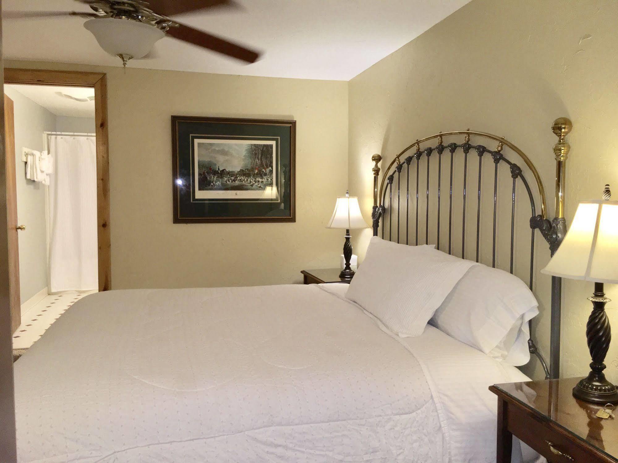 Outpost Inn Highlands Luaran gambar